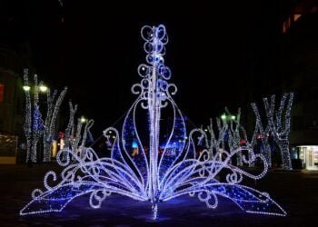 Варна грейва в Коледна премяна