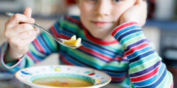 БЧК осигурява топъл обяд за 40 деца във варненско село