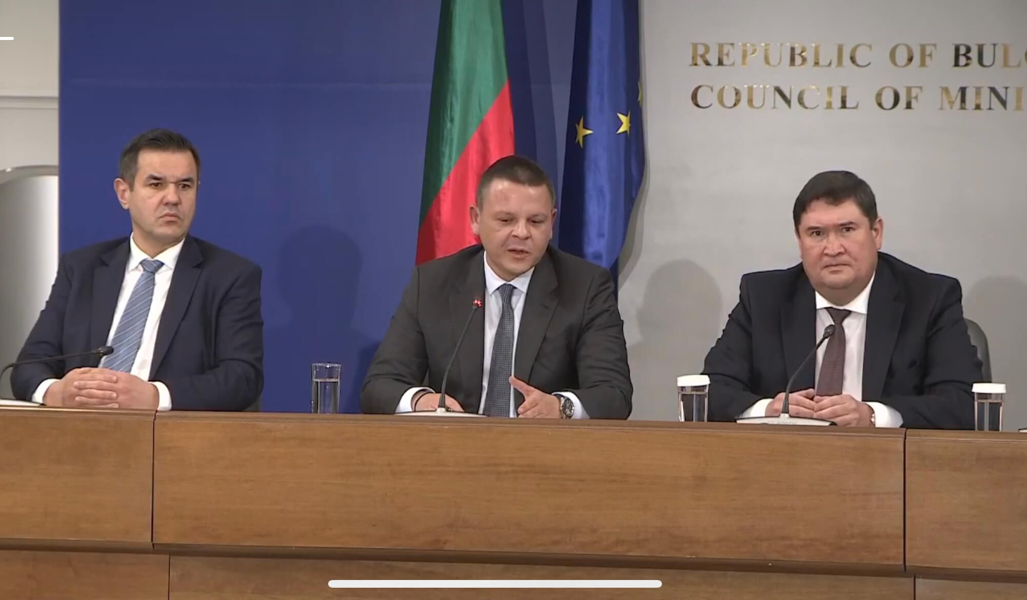 "Лукойл" прехвърля цялата си икономическа дейност в България