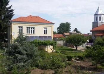 Безбожник обра монахиня в католическия манастир в село Царев брод