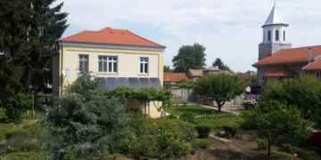 Безбожник обра монахиня в католическия манастир в село Царев брод