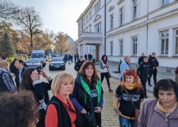 Мая Манолова: Връщането на хартиените бюлетини означава манипулация на изборите и кражба на гласове