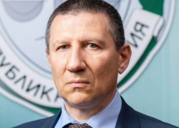 Изпълняващият функциите главен прокурор на Република България Борислав Сарафов изпрати седем предложения до Прокурорската колегия на Висшия съдебен съвет за налагане на дисциплинарни наказания на четирима прокурори и трима следователи по казуса „Осемте джуджета“