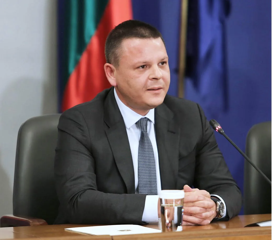 Христо Алексиев: Проверяваме всички сигнали, свързани с мярката за допълнително компенсиране на намаленията за автобусния транспорт