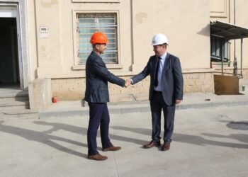 Енергийният министър Росен Христов посети Девня