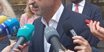 Здравният министър: Мобилно приложение ще позволява на всеки пациент и лекар да се информира за цената на лекарствата