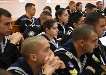 Конференция за дигитални иновации се проведе в Морско училище