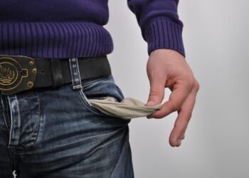 Адвокат от Варна отърва длъжник от 51 000 лв. борч към банка