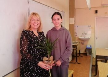 „Час по правосъдие“ се проведе със седмокласници от основно училище „Стоян Михайловски“ във Варна