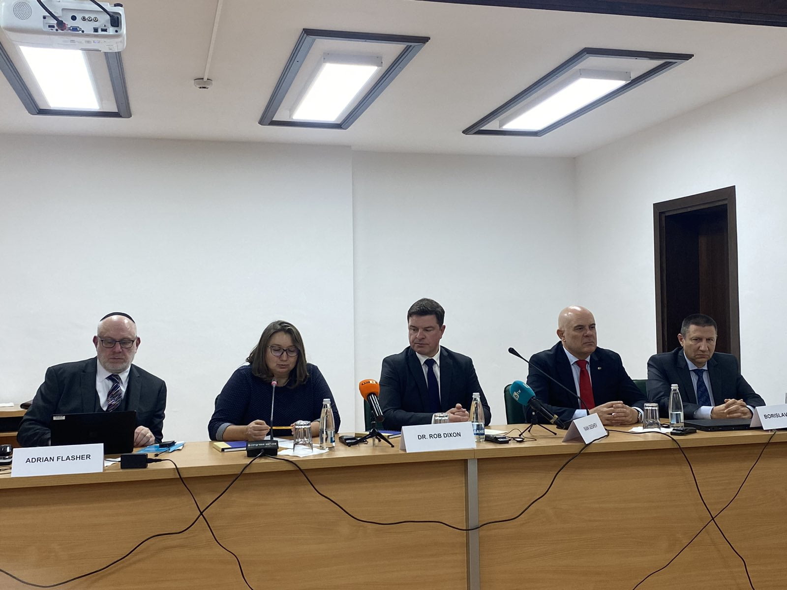 Гешев: Закриването на специализираната прокуратура е национална трагедия