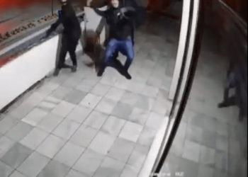 Трима с маски хвърлят камъни по българския културен клуб в Охрид