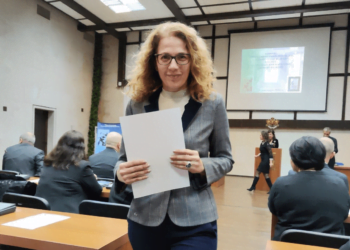 Прокурор Валентина Дачевска от Окръжна прокуратура – Варна получи награда от конкурса „Страхливият умира всеки ден, смелият – само веднъж“