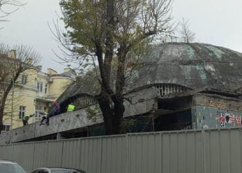 Арх. Бузев: Приватизацията на „Гъбата” има връзка и с протестите! Странно е как е възможно такова двуличие!
