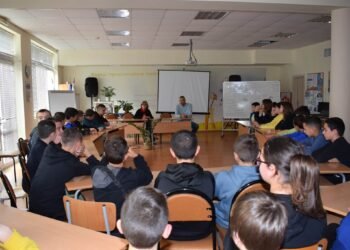 Над 50 000 зрелостници са подали заявление за явяване на матура по български език