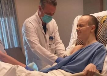 Вместо да сбъдва мечтите си, Вики от Варна има само една – да живее! Всеки миг за него е болка и борба!