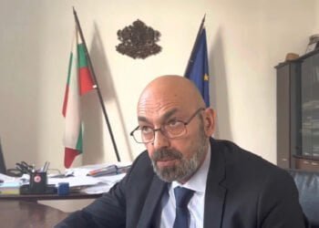 Областният управител на Варна отмени заповедта за движение на автомобили по Крайбрежната