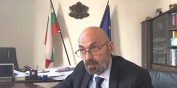 Областният управител на Варна отмени заповедта за движение на автомобили по Крайбрежната