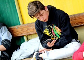 Над 2500 сигнала на Националната телефонна линия за деца през ноември