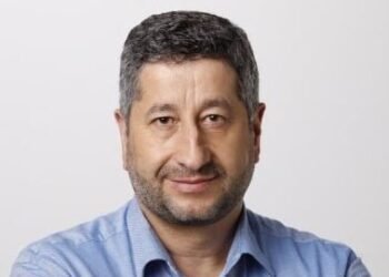 Христо Иванов пред репортери в кулоарите на парламента: 