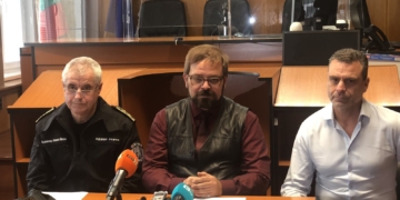 Полиция, прокуратура и ГДБОП с акция срещу бандити, тровещи децата ни с дрога във Варна