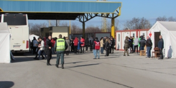 75 деца от Украйна, сираци или с родители на фронта, получиха статут на временна закрила на ГКПП „Дунав мост“ (СНИМКИ)