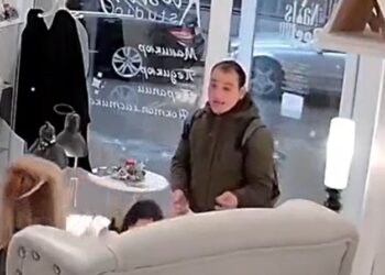 Агресивен мъж изплаши дами, чакащи за разкрасяване във варненски салон