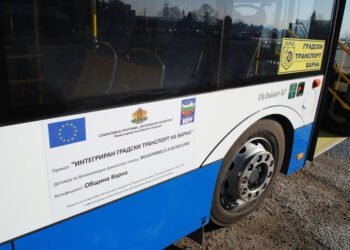 От днес влизат в сила промени в графика и маршрутите на автобусите за к.к. "Златни пясъци"