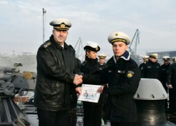 Днес празнуват военните моряци от фрегатата “Смели”