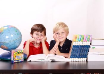 МОН: Спекулациите с българския език и неговото изучаване в училище са вредни и опасни