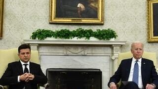 Зеленски пристигна във Вашингтон за среща с Байдън