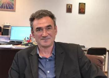 Петко Петков: Децата наизустяват кухи фрази, вместо да трупат реални знания! Къса се връзката между училището и реалността!