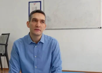 Алекс Павлов: Родителите могат да направят мост към света на децата си през любимата им игра! Важно е да ги научим да губят без гняв!