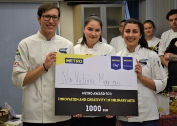 Баклава с шоколад и патладжан, крем от вино и бонбони с ракия хит сред лакомствата, създадени от  студенти във ВУМ-Варна