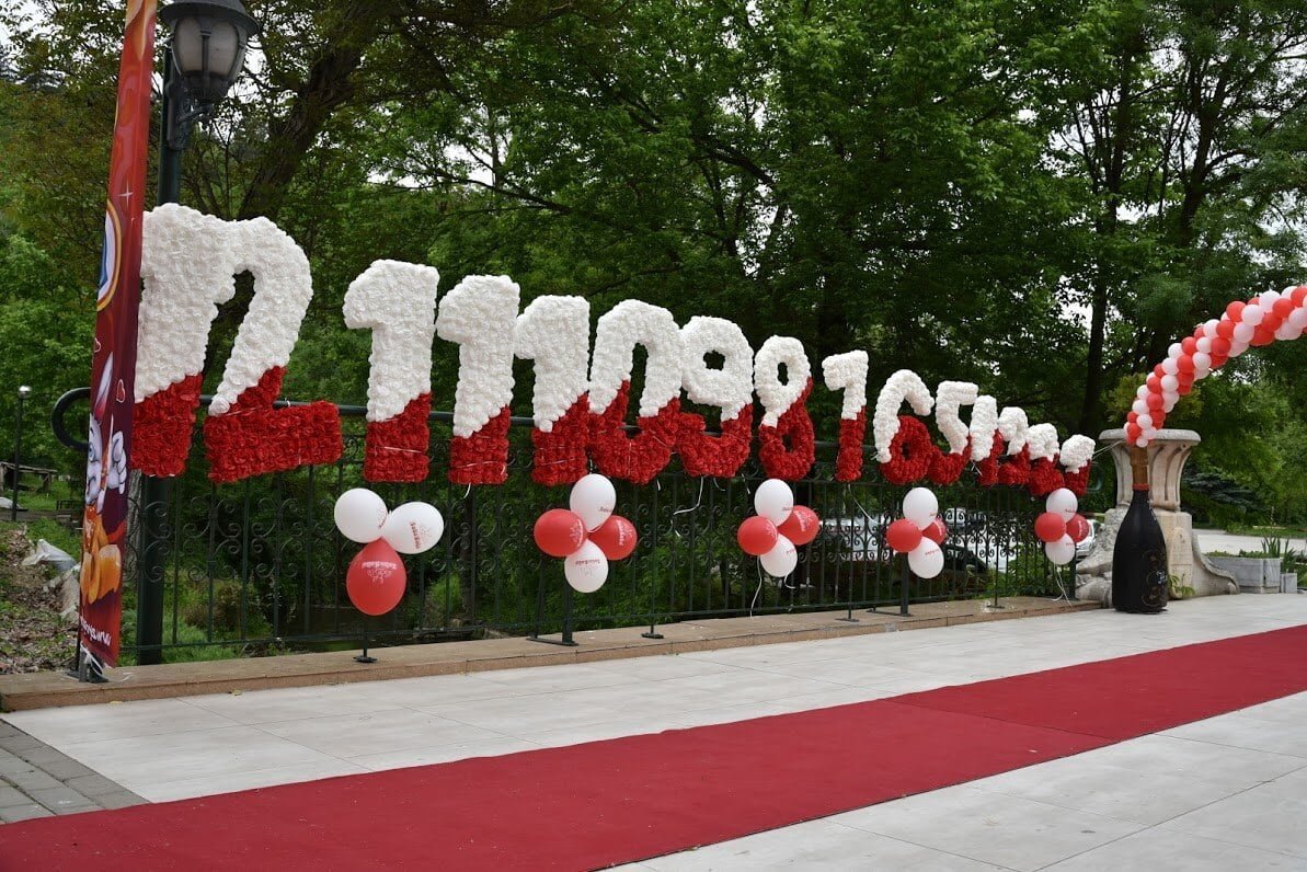 За девета година ще се проведе инициативата "Фестивал на красотата", в подкрепа на абитуриенти в неравностойно полжение