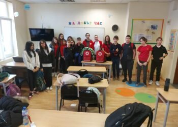 Доброволци на БМЧК - Варна проведоха първото за тази година обучение с ученици