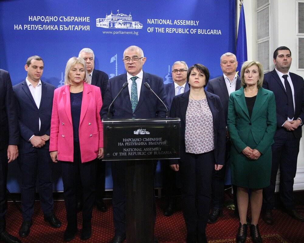 БСП сигнализира прокуратурата за неправомерно изразходване на европейски средства от социалния министър Лазаров