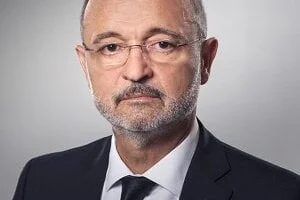 Меджидиев: Министерствата на здравеопазването и на образованието и науката са в непрекъсната комуникация по отношение разпространението на сезонния грип