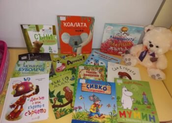 „Пътуващата детска библиотека“ във Варна вече гостува в десет детски градини