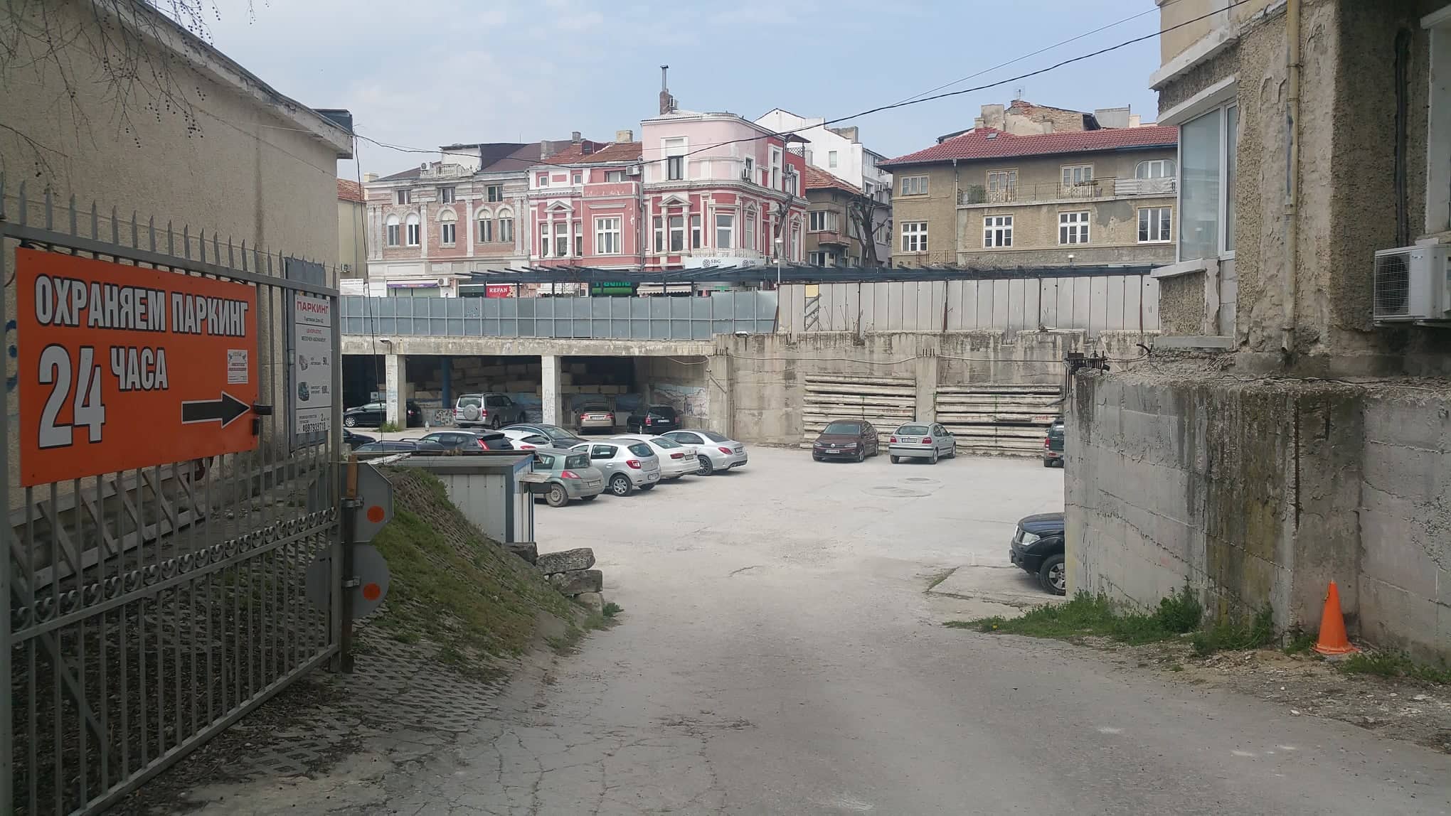 Организират обществено допитване за "Дупката" във Варна