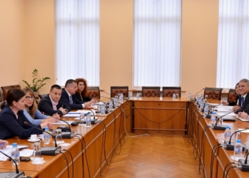 Общините получиха указания за прилагане на мярката за намаленията за автобусния транспорт за учащи и пенсионери