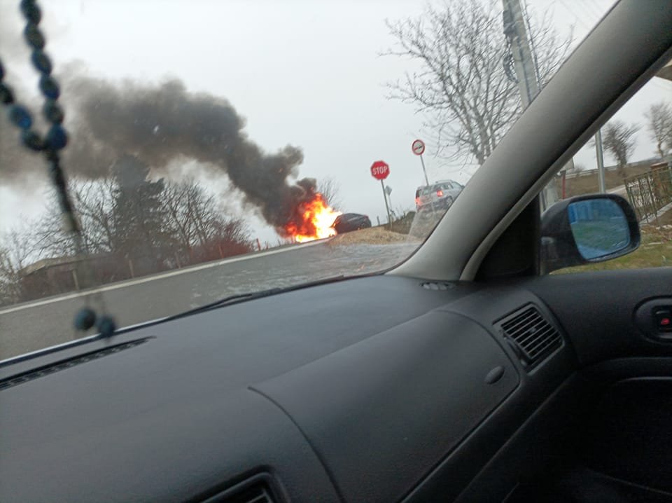 Изгоря колата на шефа на полицията в Добрич