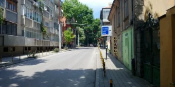 Затварят част от ул. “Цар Асен” във Варна за резитбата на опасни клони