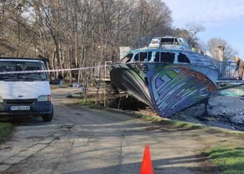 Премахнаха Кометата от парка в Аспаруово