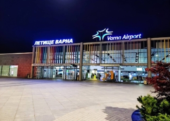Над 70 милиона евро ще бъдат инвестирани в летищата във Варна и Бургас през следващите пет години
