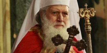 Митрополит Киприан: Призоваваме всички православни християни да се молят за здравето на патриарх Неофит