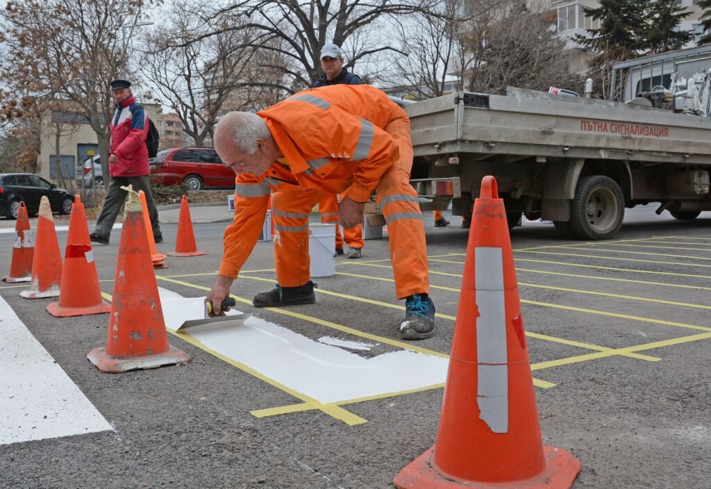 Стартира поетапна частична рехабилитация на уличната мрежа в район "Младост"