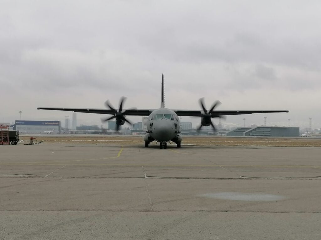 Изпълниха донорска мисия от София до Варна със самолет "Спартан"