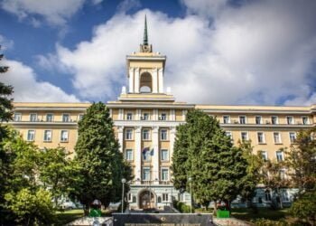 Правителството предлага капитан I ранг Калин Калинов да бъде назанчен за Началник на ВВМУ