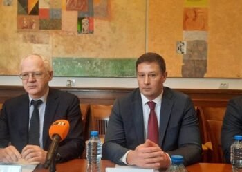 Работодатели оспорват решението за минималната работна заплата