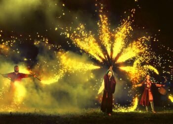 С огнен спектакъл гоним зимата и си взимаме прошка на Заговезни в “Аспарухово” (ВИДЕО)